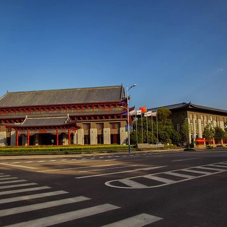 Luoping Cloud Luo Ping Hotel מראה חיצוני תמונה
