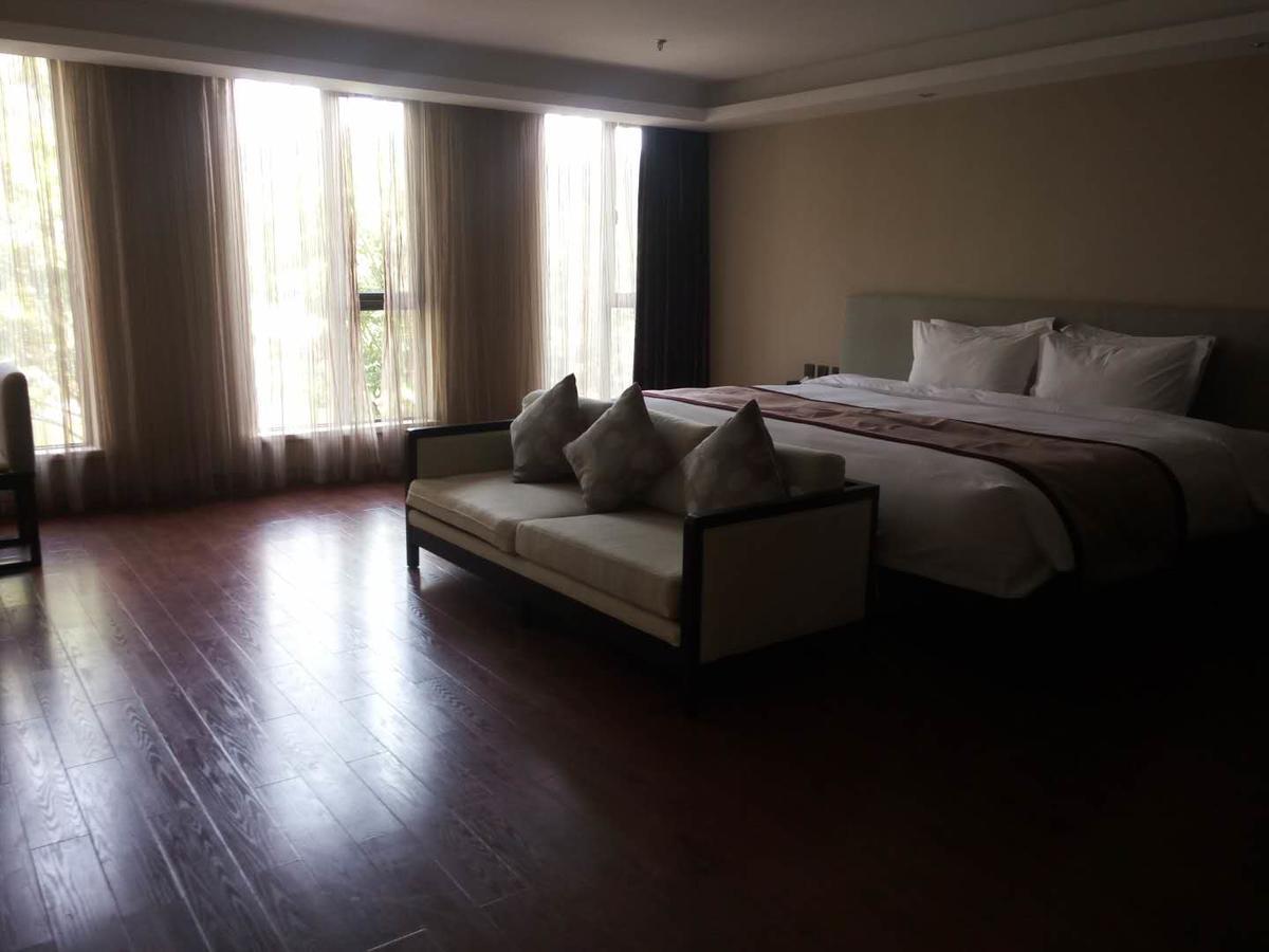 Luoping Cloud Luo Ping Hotel מראה חיצוני תמונה